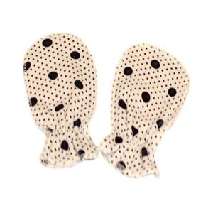 White & Black Small & Big Spots Scratch Mittens